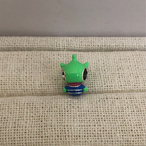 Disney Stitch Alien Charm Lilo and Stitch - Picture 3 of 3